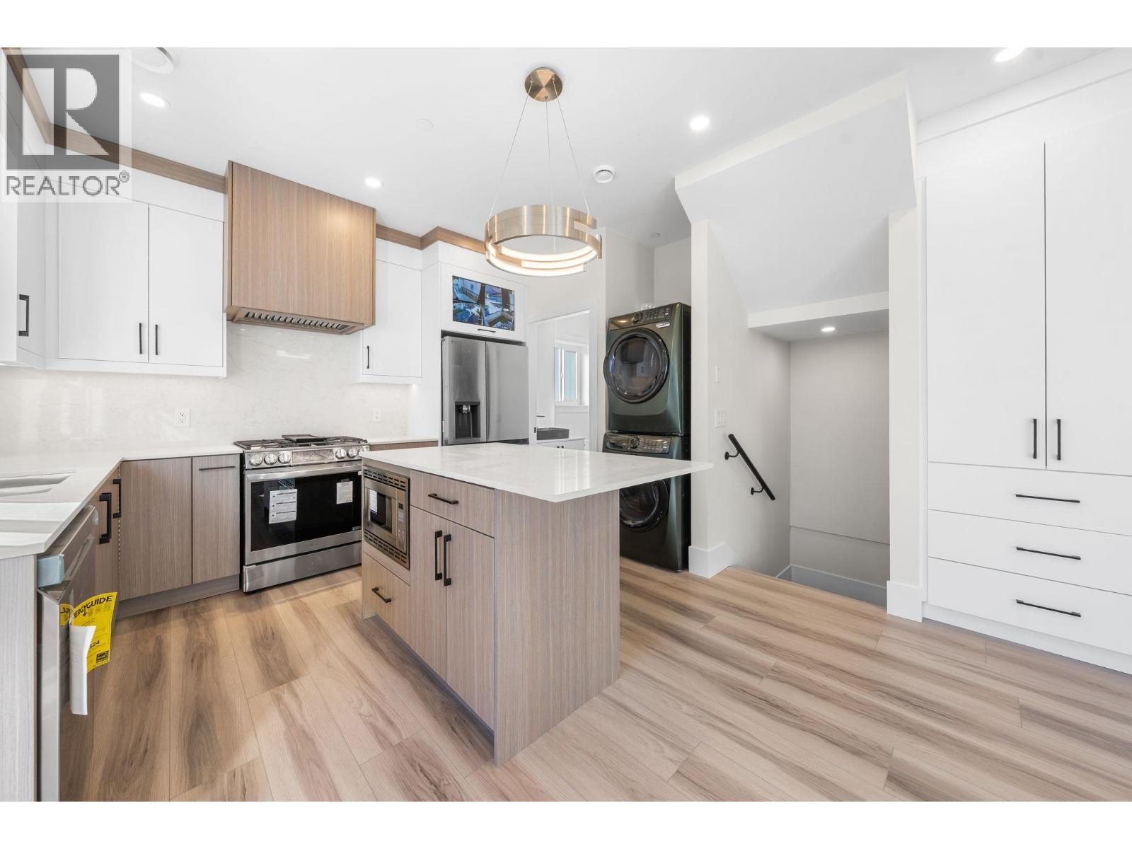 4318 Nanaimo Street, Vancouver, British Columbia  V5N 5J1 - Photo 10 - R3055330