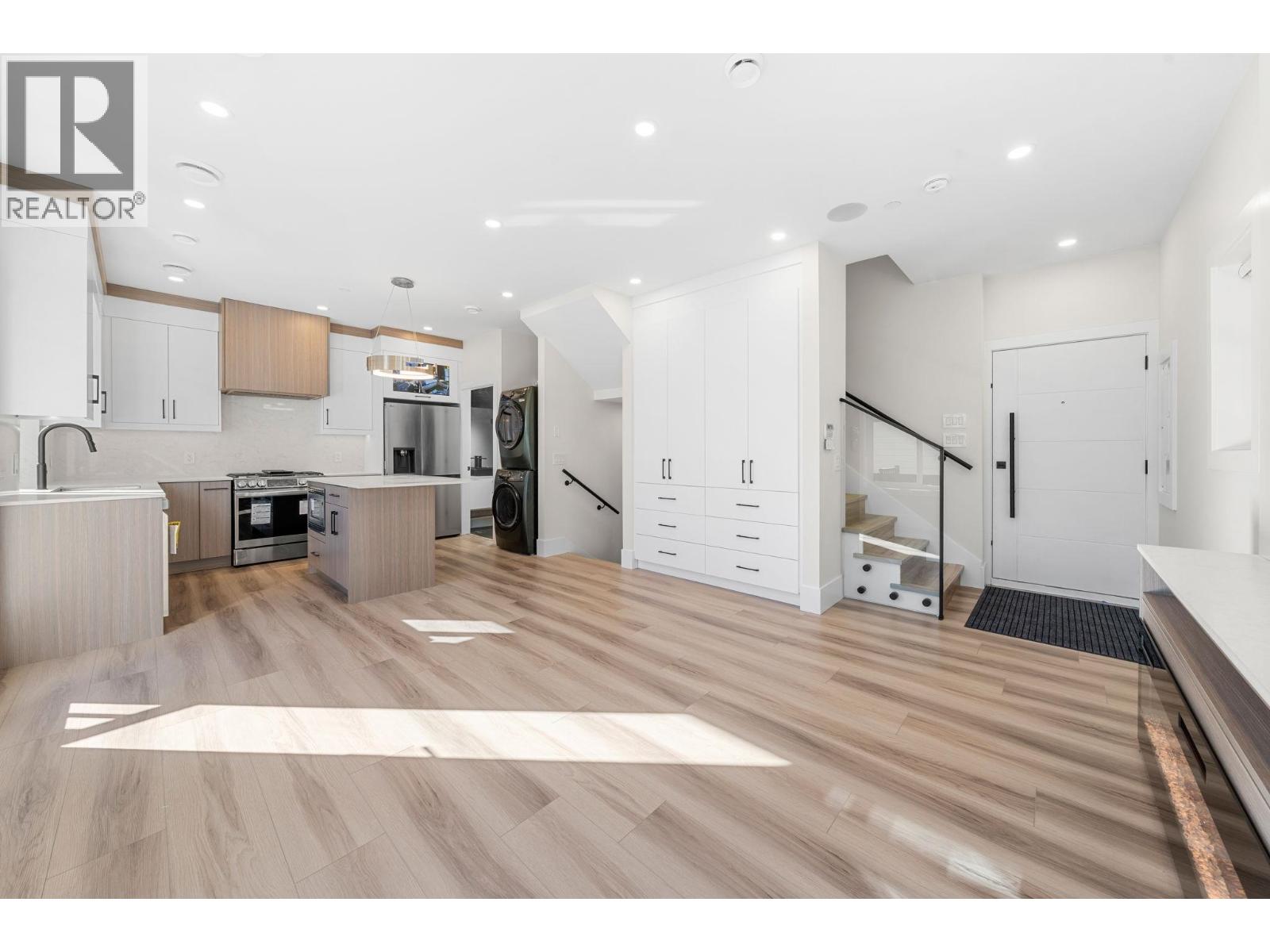 4318 Nanaimo Street, Vancouver, British Columbia  V5N 5J1 - Photo 6 - R3055330