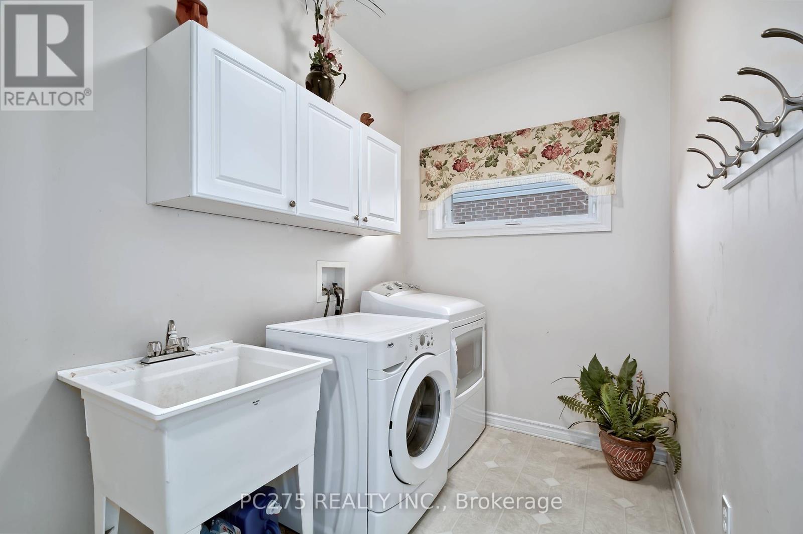 2392 Asima Drive, London South, Ontario  N6M 0B3 - Photo 19 - X12447350