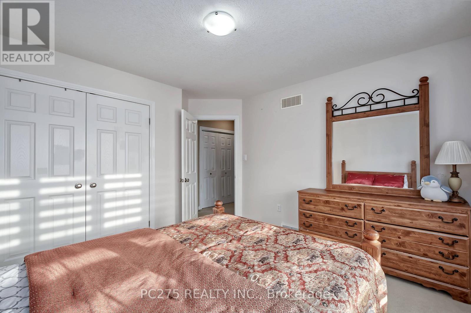 2392 Asima Drive, London South, Ontario  N6M 0B3 - Photo 32 - X12447350