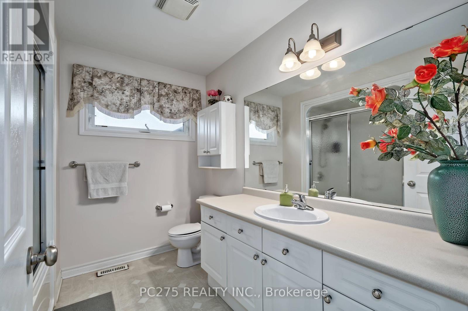 2392 Asima Drive, London South, Ontario  N6M 0B3 - Photo 33 - X12447350