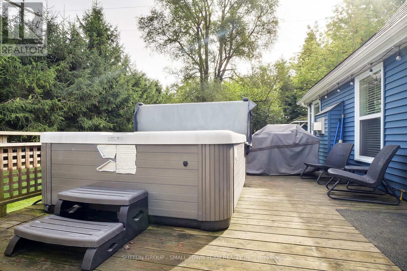 71236 Sandra Street, Bluewater, Ontario  N0M 1N0 - Photo 30 - X12447464
