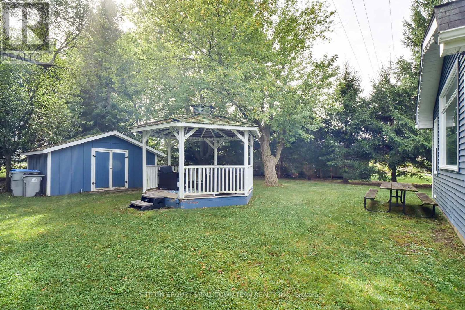 71236 Sandra Street, Bluewater, Ontario  N0M 1N0 - Photo 33 - X12447464