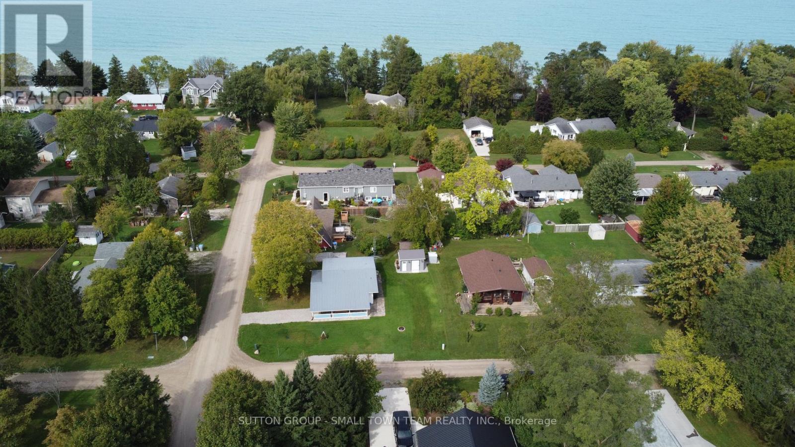 71236 Sandra Street, Bluewater, Ontario  N0M 1N0 - Photo 46 - X12447464