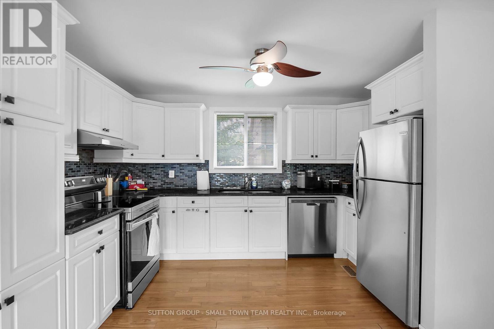 71236 Sandra Street, Bluewater, Ontario  N0M 1N0 - Photo 5 - X12447464
