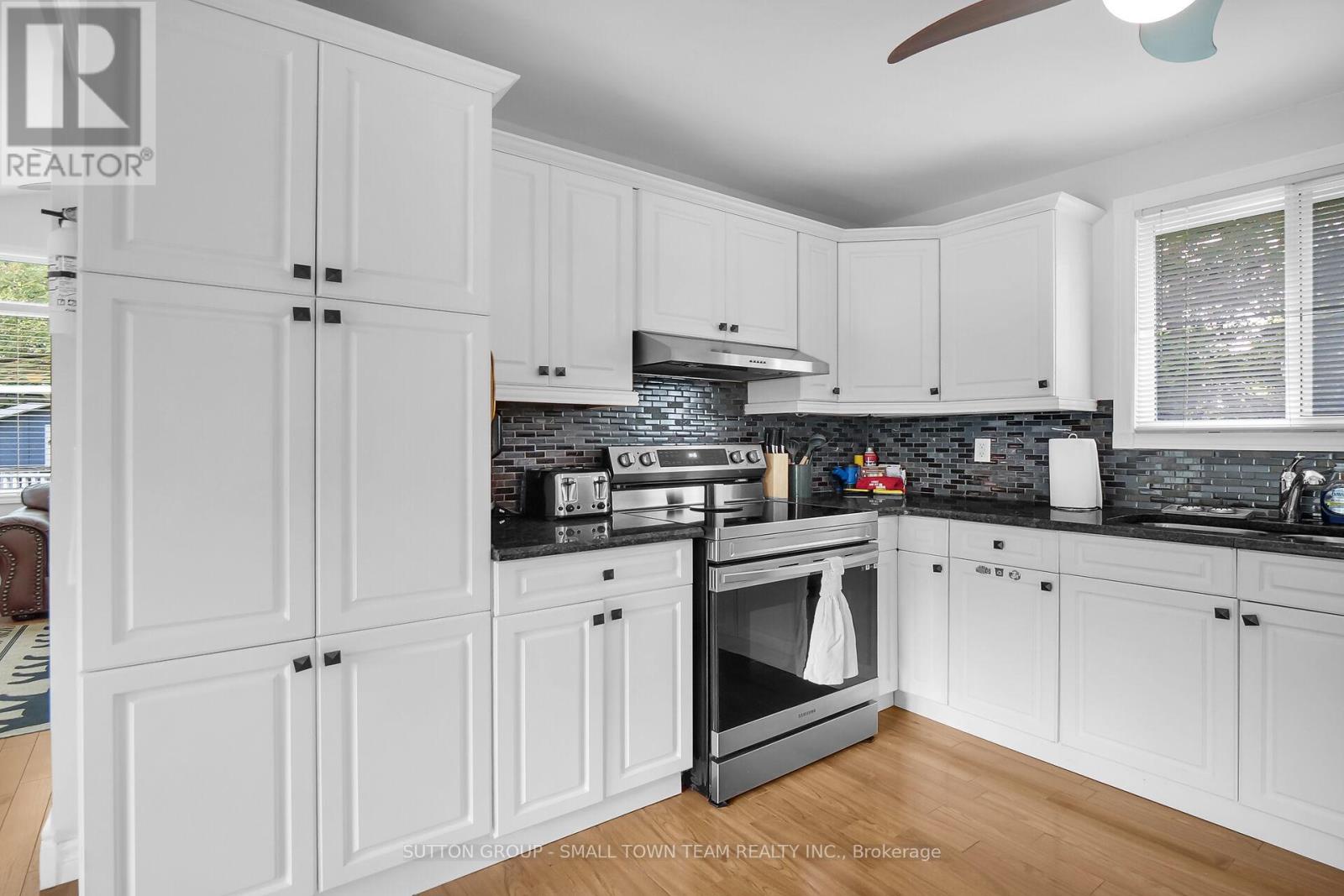 71236 Sandra Street, Bluewater, Ontario  N0M 1N0 - Photo 6 - X12447464