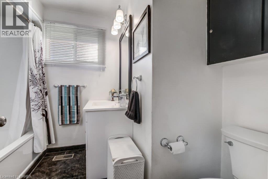 66 Forsythe Avenue, Brantford, Ontario  N3R 3L7 - Photo 14 - 40776775