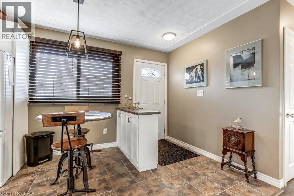 66 Forsythe Avenue, Brantford, Ontario  N3R 3L7 - Photo 3 - 40776775