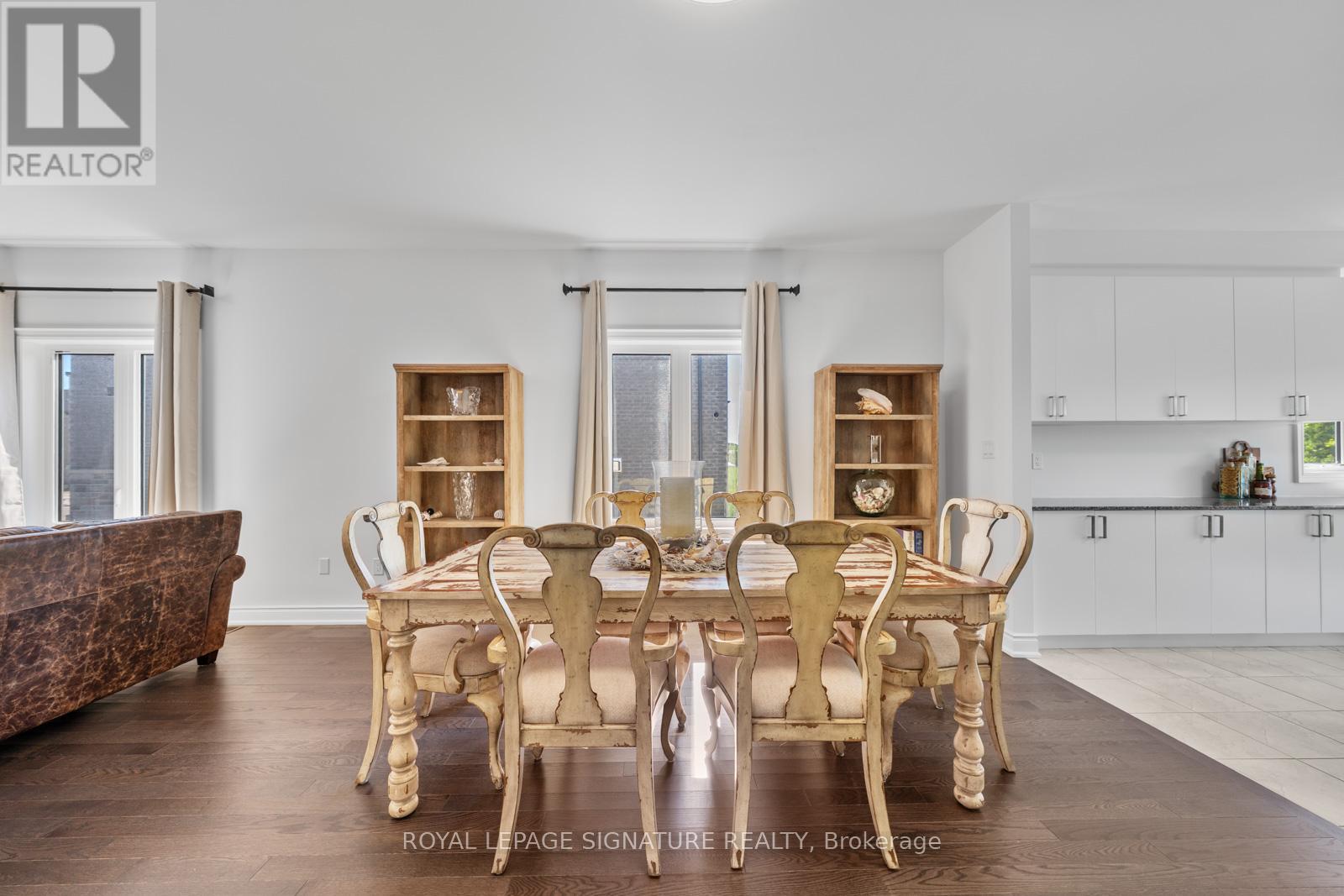 8 Misty Ridge Road, Wasaga Beach, Ontario  L9Z 0R8 - Photo 15 - S12306245