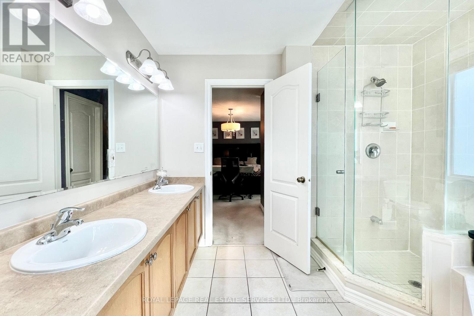4681 Webb Street, Burlington, Ontario  L7M 0E3 - Photo 26 - W12332017