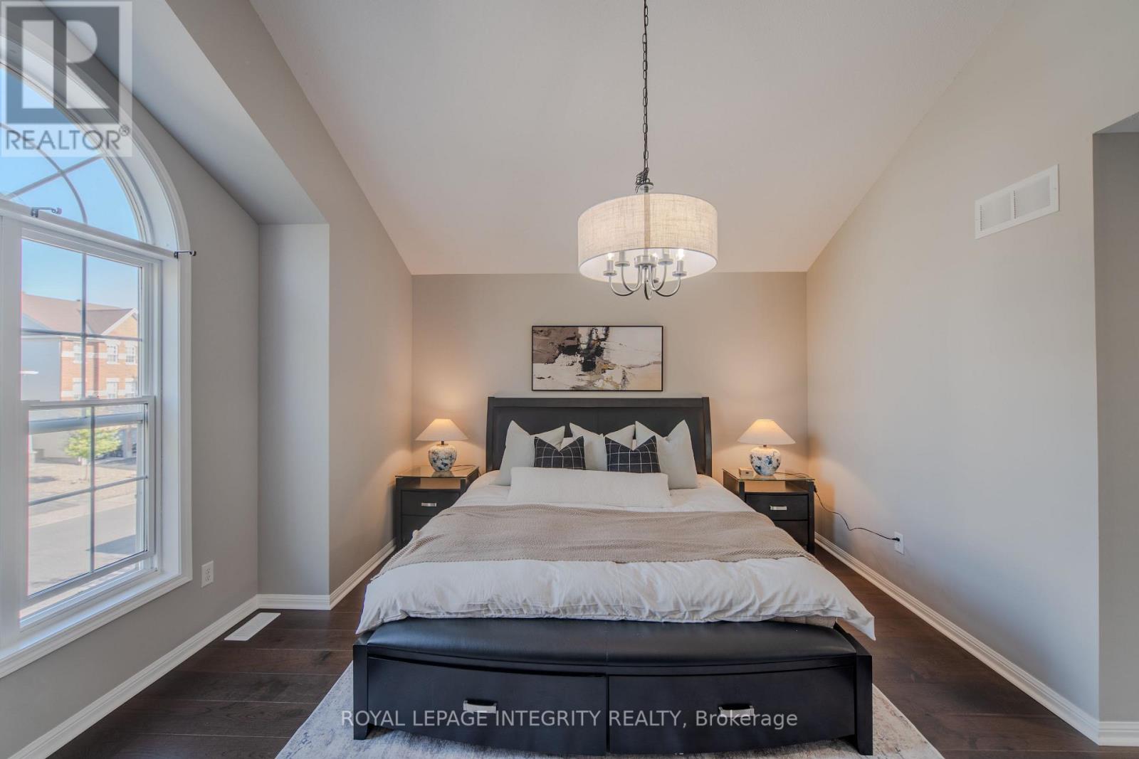 214 Huntsville Drive, Ottawa, Ontario  K2T 0C7 - Photo 18 - X12447364