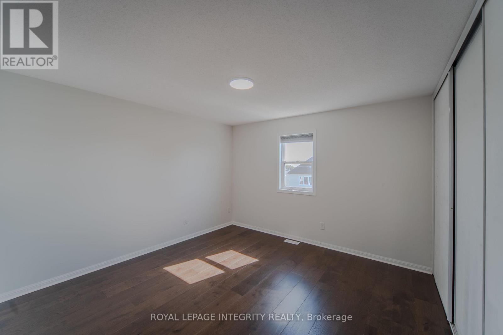 214 Huntsville Drive, Ottawa, Ontario  K2T 0C7 - Photo 24 - X12447364