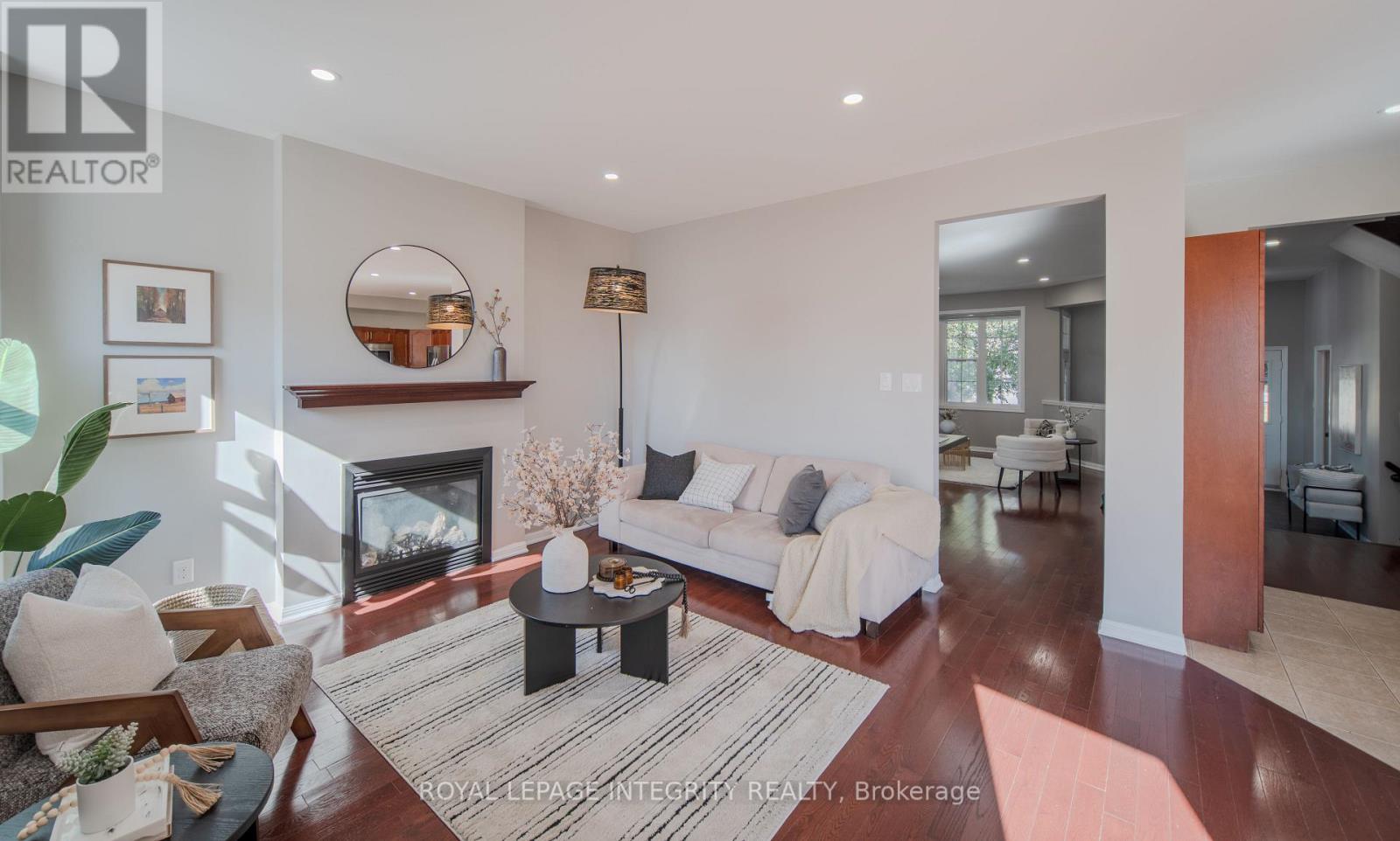 214 Huntsville Drive, Ottawa, Ontario  K2T 0C7 - Photo 8 - X12447364