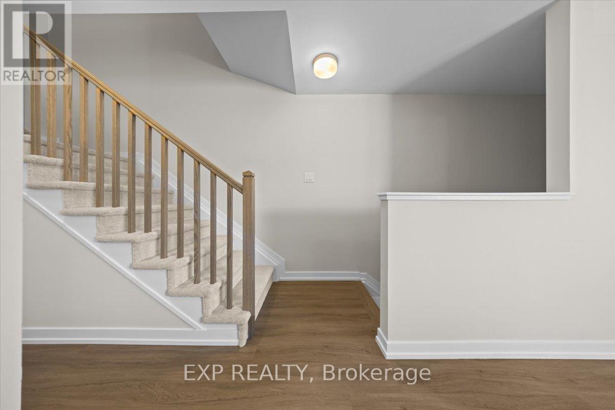 561 Entourage Private, Ottawa, Ontario  K4A 5S7 - Photo 18 - X12447374
