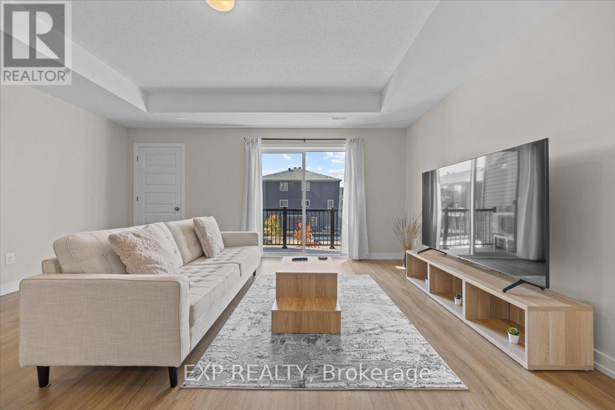 561 Entourage Private, Ottawa, Ontario  K4A 5S7 - Photo 2 - X12447374