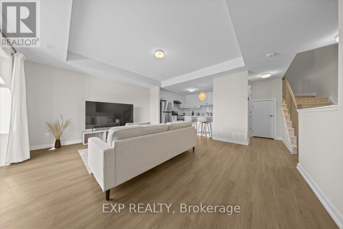 561 Entourage Private, Ottawa, Ontario  K4A 5S7 - Photo 5 - X12447374