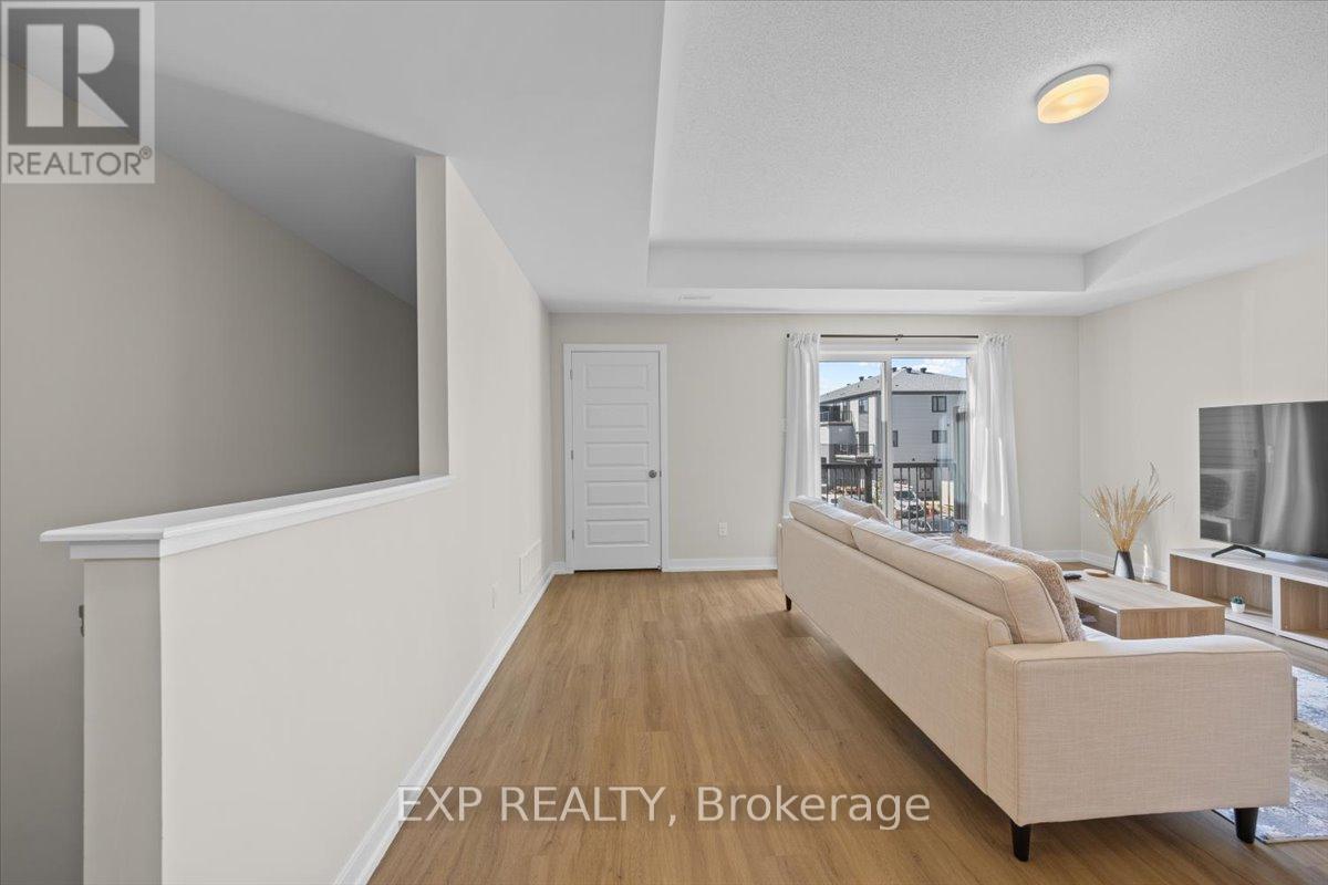 561 Entourage Private, Ottawa, Ontario  K4A 5S7 - Photo 7 - X12447374
