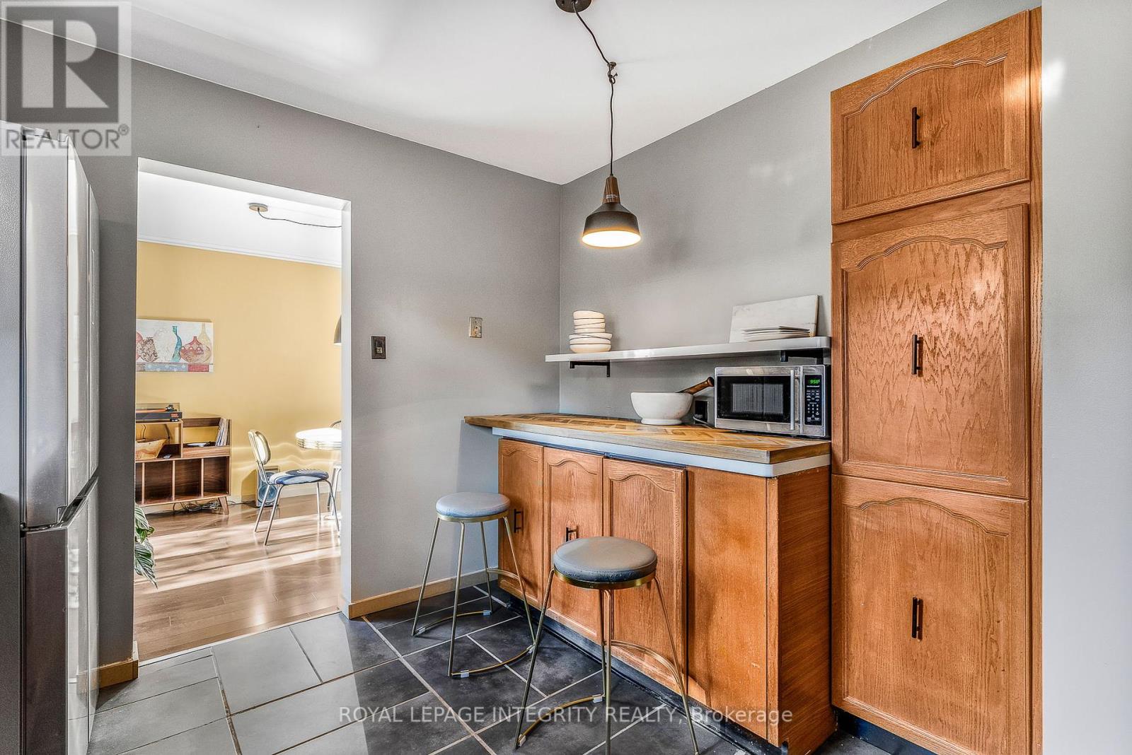1454 Deavy Way, Ottawa, Ontario  K1E 2W8 - Photo 16 - X12447396