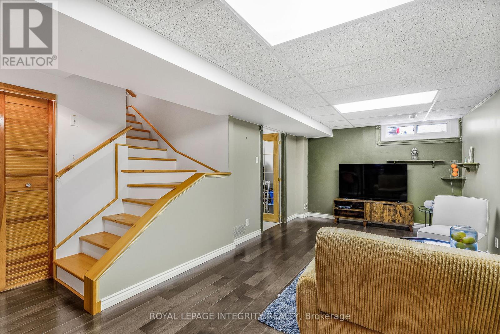 1454 Deavy Way, Ottawa, Ontario  K1E 2W8 - Photo 24 - X12447396