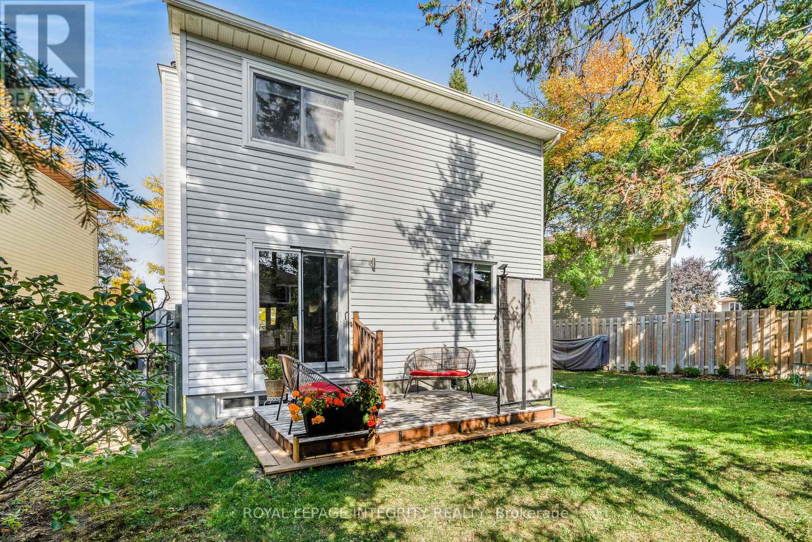 1454 Deavy Way, Ottawa, Ontario  K1E 2W8 - Photo 31 - X12447396