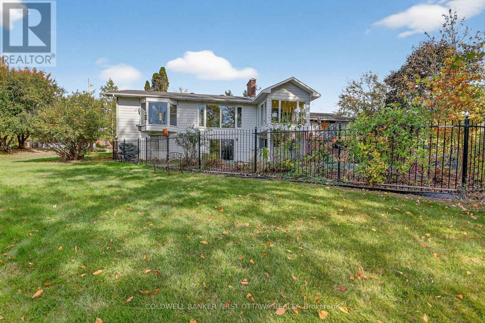 5228 Mclean Crescent, Ottawa, Ontario  K4M 1G2 - Photo 21 - X12447404