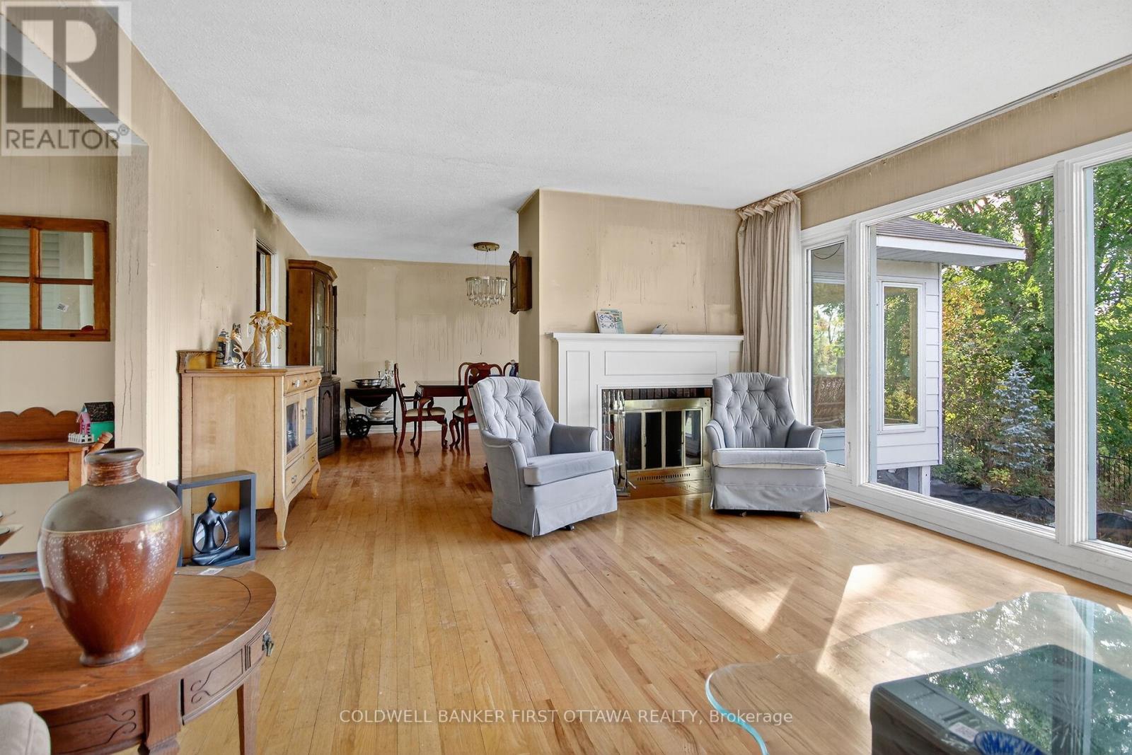 5228 Mclean Crescent, Ottawa, Ontario  K4M 1G2 - Photo 6 - X12447404