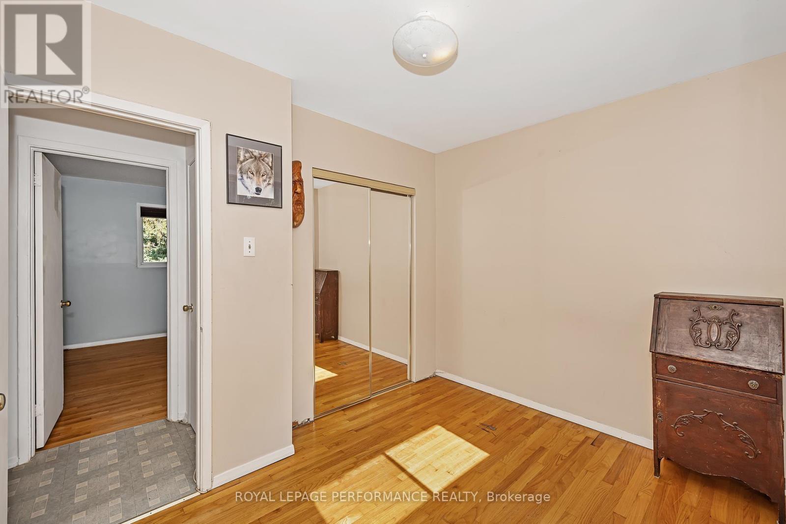 890 Bermuda Avenue, Ottawa, Ontario  K1K 0V9 - Photo 11 - X12447417