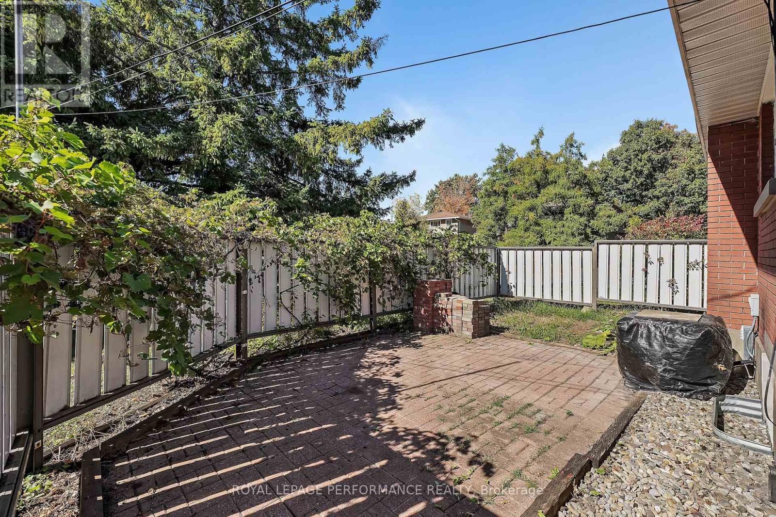 890 Bermuda Avenue, Ottawa, Ontario  K1K 0V9 - Photo 13 - X12447417