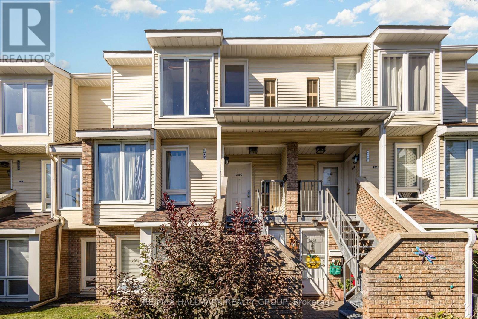 C - 205 Woodfield Drive, Ottawa, Ontario  K2G 4P2 - Photo 1 - X12447466