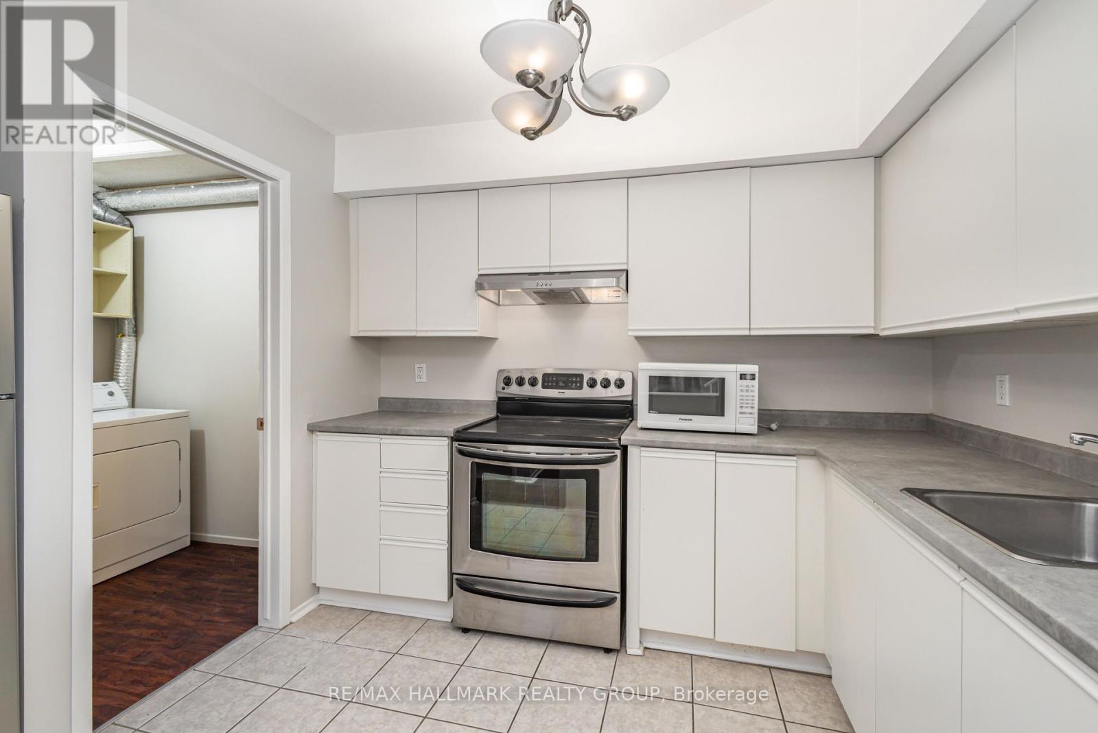 C - 205 Woodfield Drive, Ottawa, Ontario  K2G 4P2 - Photo 10 - X12447466