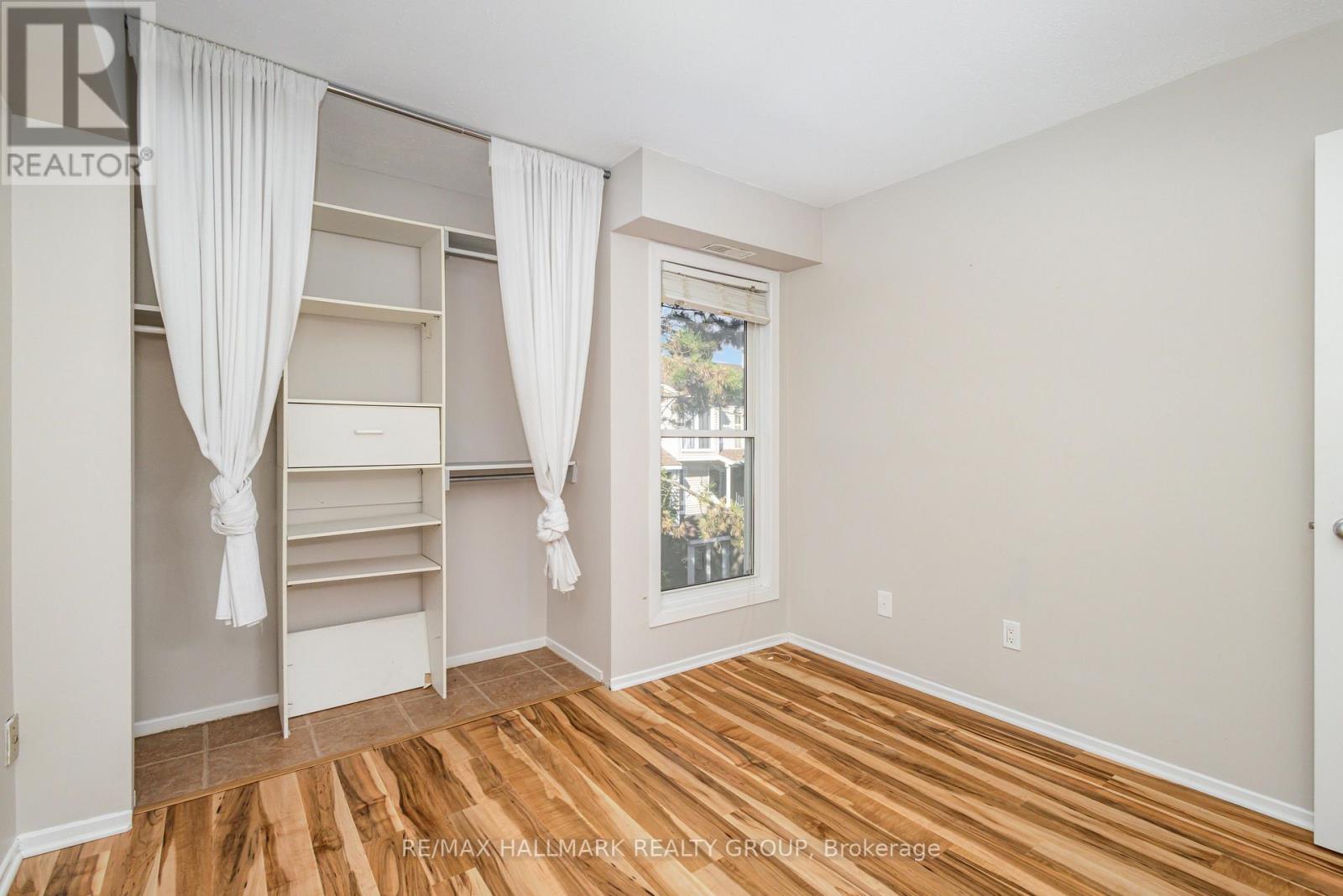 C - 205 Woodfield Drive, Ottawa, Ontario  K2G 4P2 - Photo 19 - X12447466