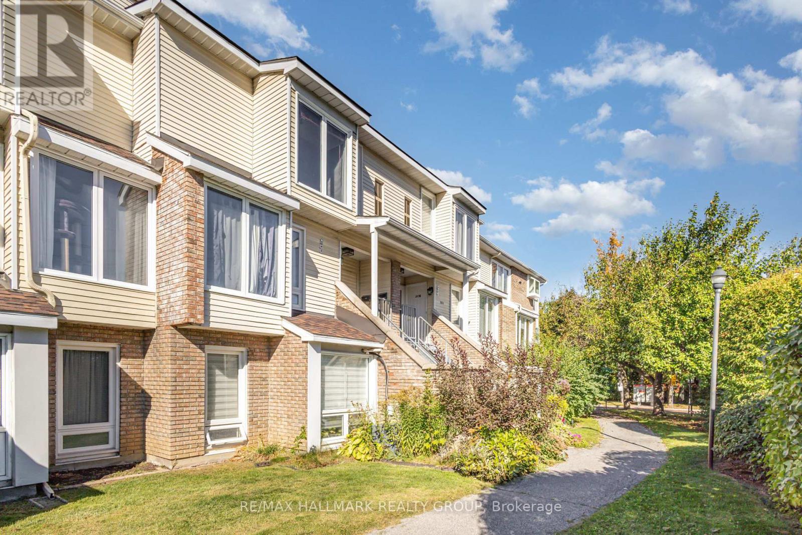 C - 205 Woodfield Drive, Ottawa, Ontario  K2G 4P2 - Photo 23 - X12447466