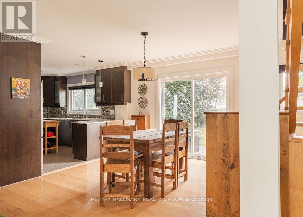 960 Elsett Drive, Ottawa, Ontario  K1G 2S9 - Photo 11 - X12447477