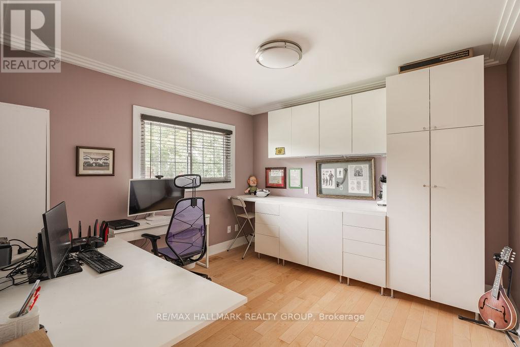 960 Elsett Drive, Ottawa, Ontario  K1G 2S9 - Photo 18 - X12447477