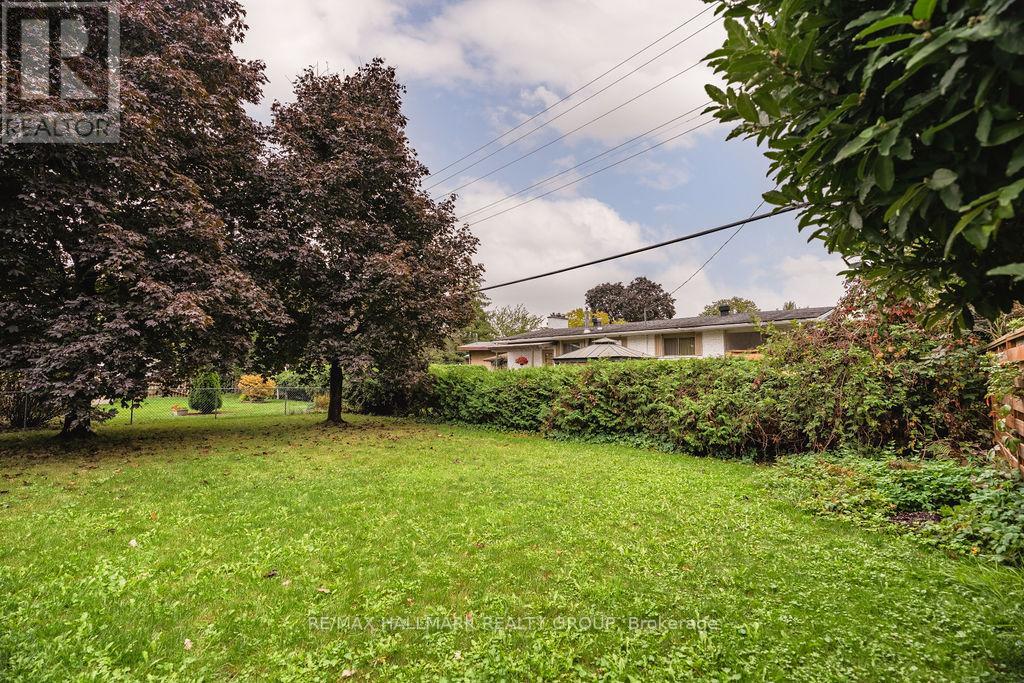 960 Elsett Drive, Ottawa, Ontario  K1G 2S9 - Photo 47 - X12447477