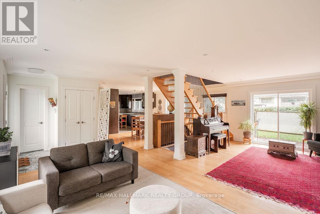 960 Elsett Drive, Ottawa, Ontario  K1G 2S9 - Photo 8 - X12447477