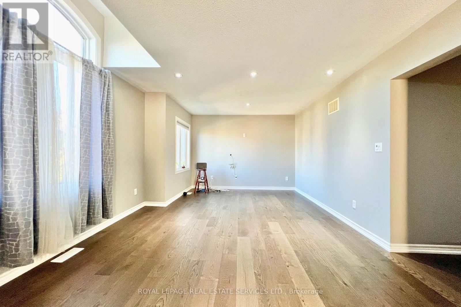 4681 Webb Street, Burlington, Ontario  L7M 0E3 - Photo 17 - W12332017
