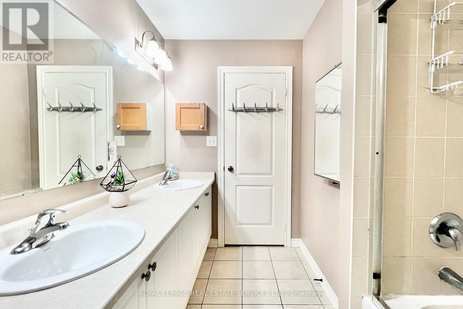 4681 Webb Street, Burlington, Ontario  L7M 0E3 - Photo 31 - W12332017