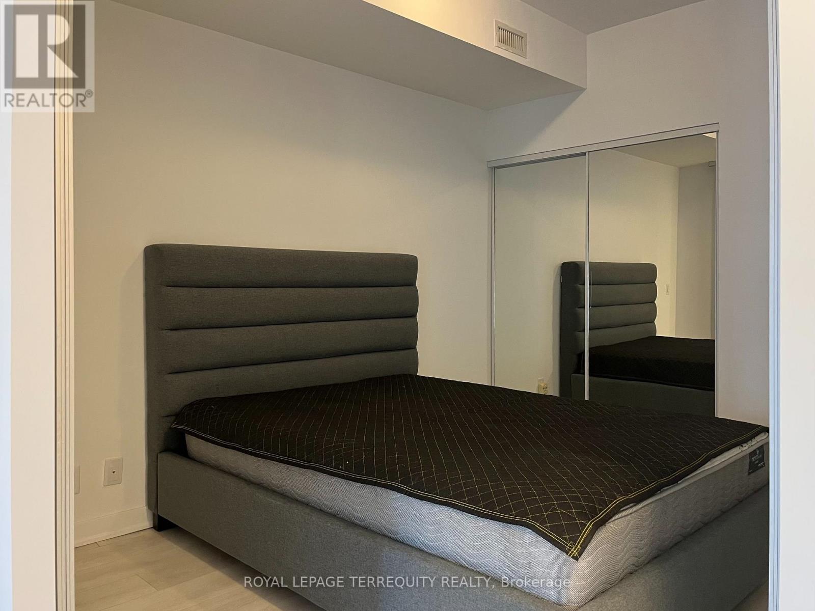 423 - 120 Parliament Street, Toronto, Ontario  M5A 0N6 - Photo 4 - C12447265