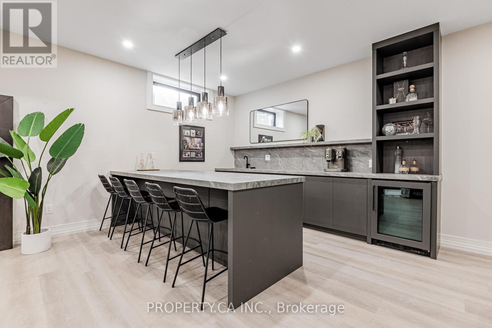 8 Manor Haven Road, Toronto (Englemount-Lawrence), Ontario  M6A 2H9 - Photo 29 - C12447331