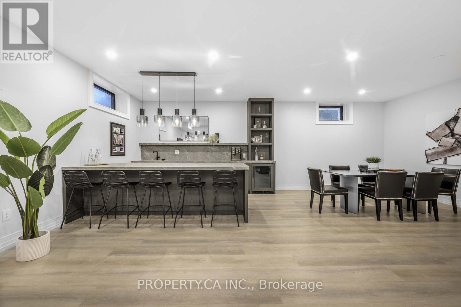 8 Manor Haven Road, Toronto (Englemount-Lawrence), Ontario  M6A 2H9 - Photo 30 - C12447331