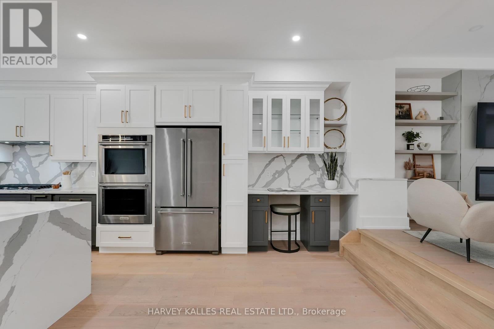 253 Albany Avenue, Toronto (Annex), Ontario  M5R 3C7 - Photo 14 - C12447335