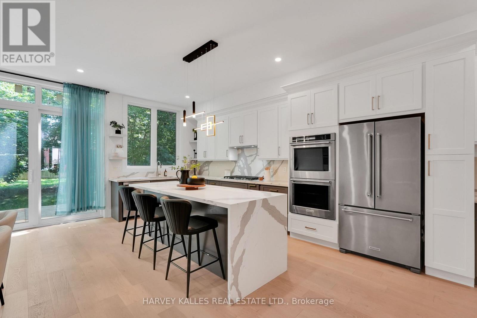 253 Albany Avenue, Toronto (Annex), Ontario  M5R 3C7 - Photo 15 - C12447335