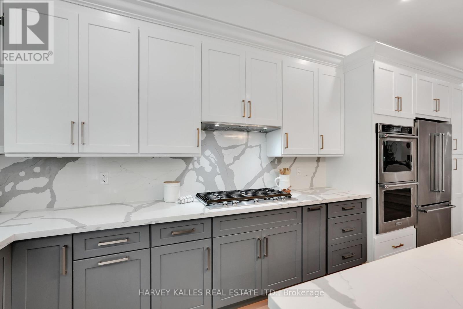 253 Albany Avenue, Toronto (Annex), Ontario  M5R 3C7 - Photo 21 - C12447335