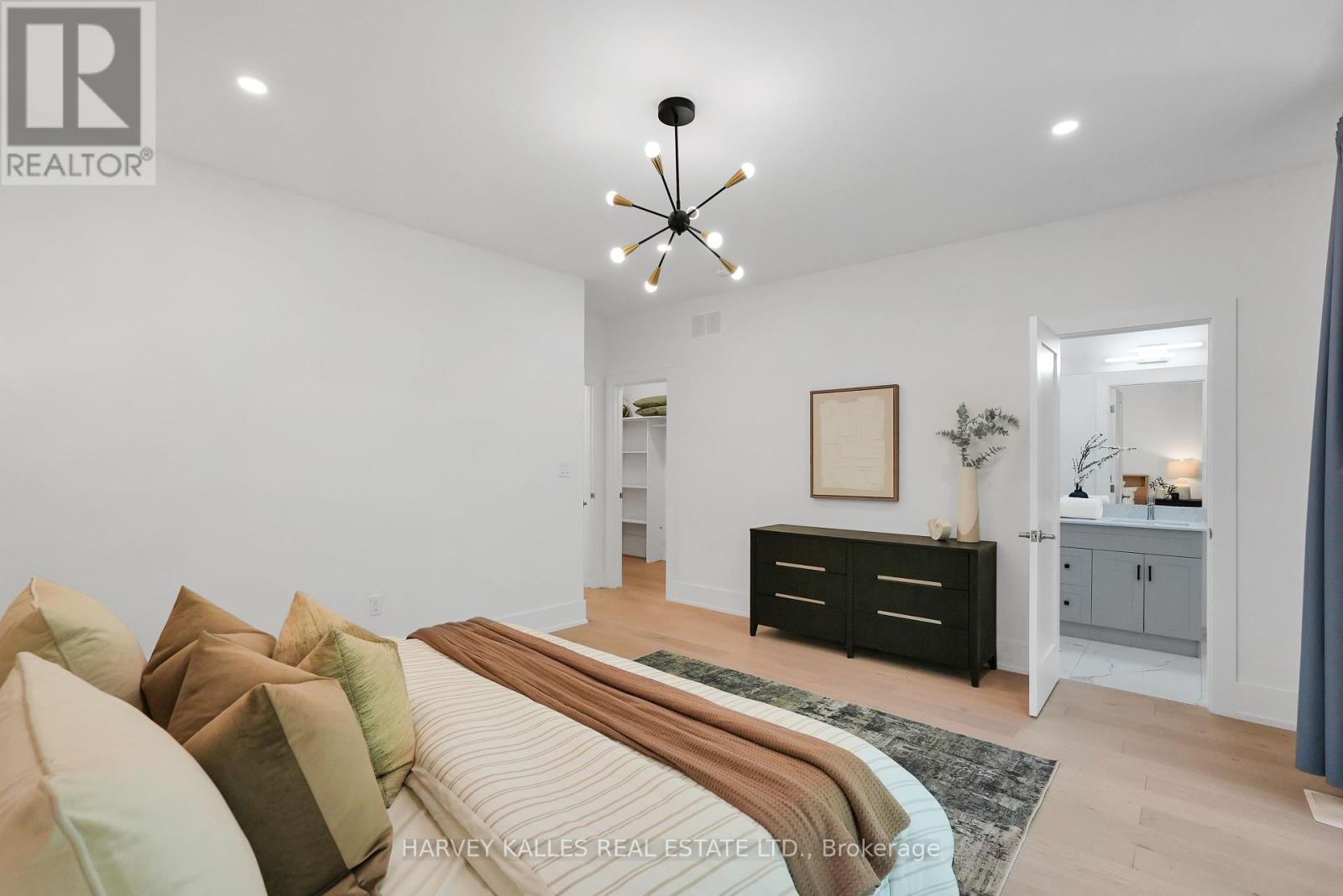 253 Albany Avenue, Toronto (Annex), Ontario  M5R 3C7 - Photo 28 - C12447335