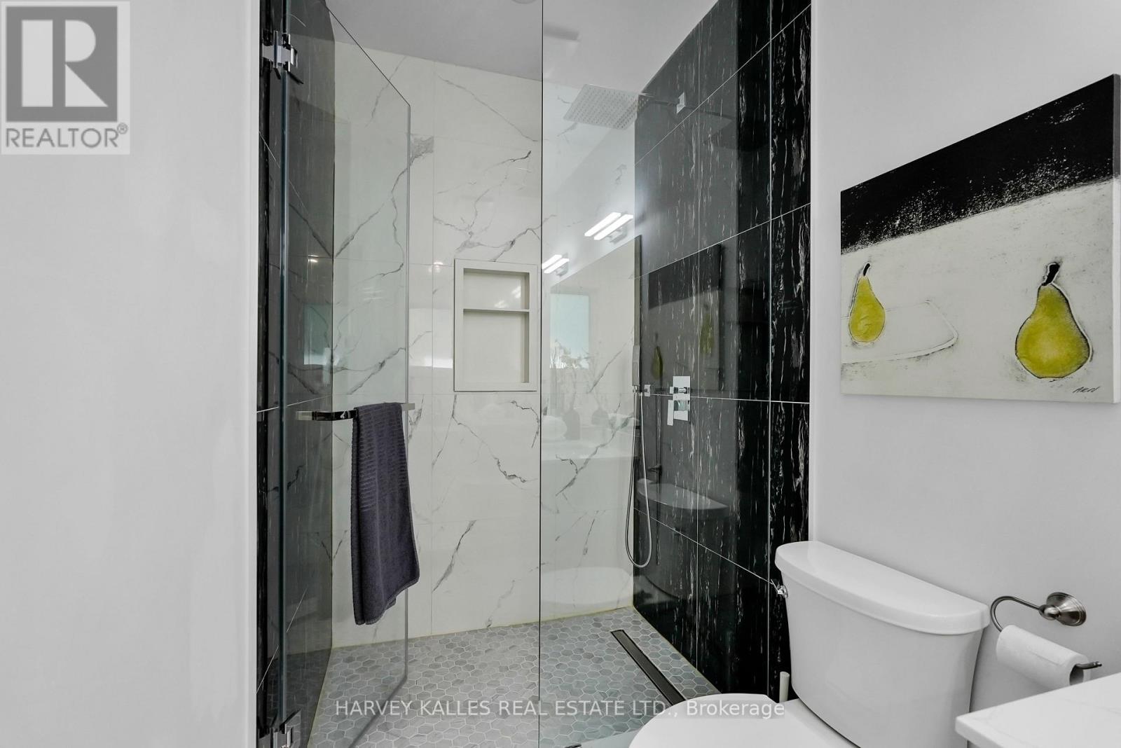 253 Albany Avenue, Toronto (Annex), Ontario  M5R 3C7 - Photo 30 - C12447335