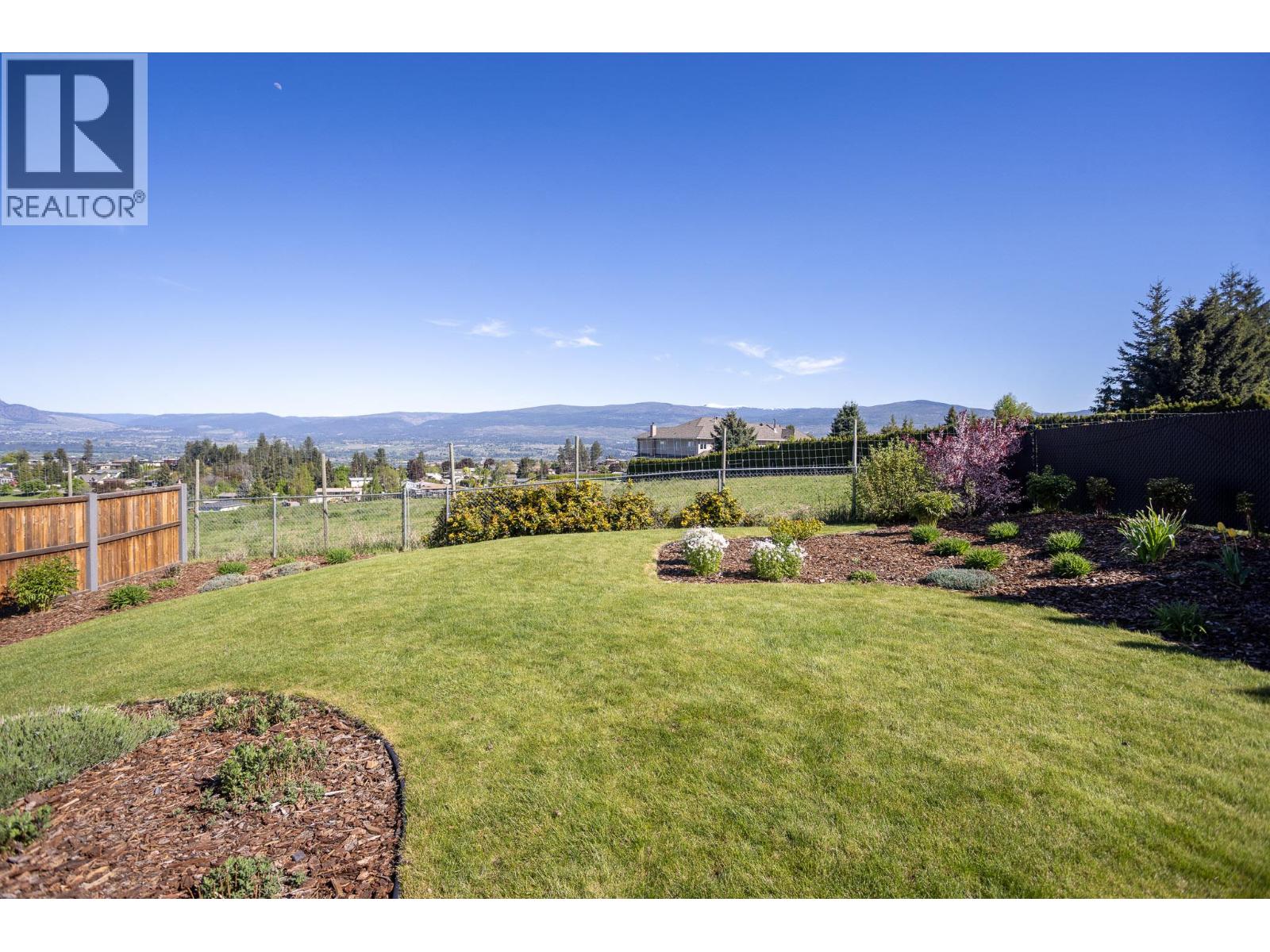2449 Harmon Road West Kelowna Photo 21
