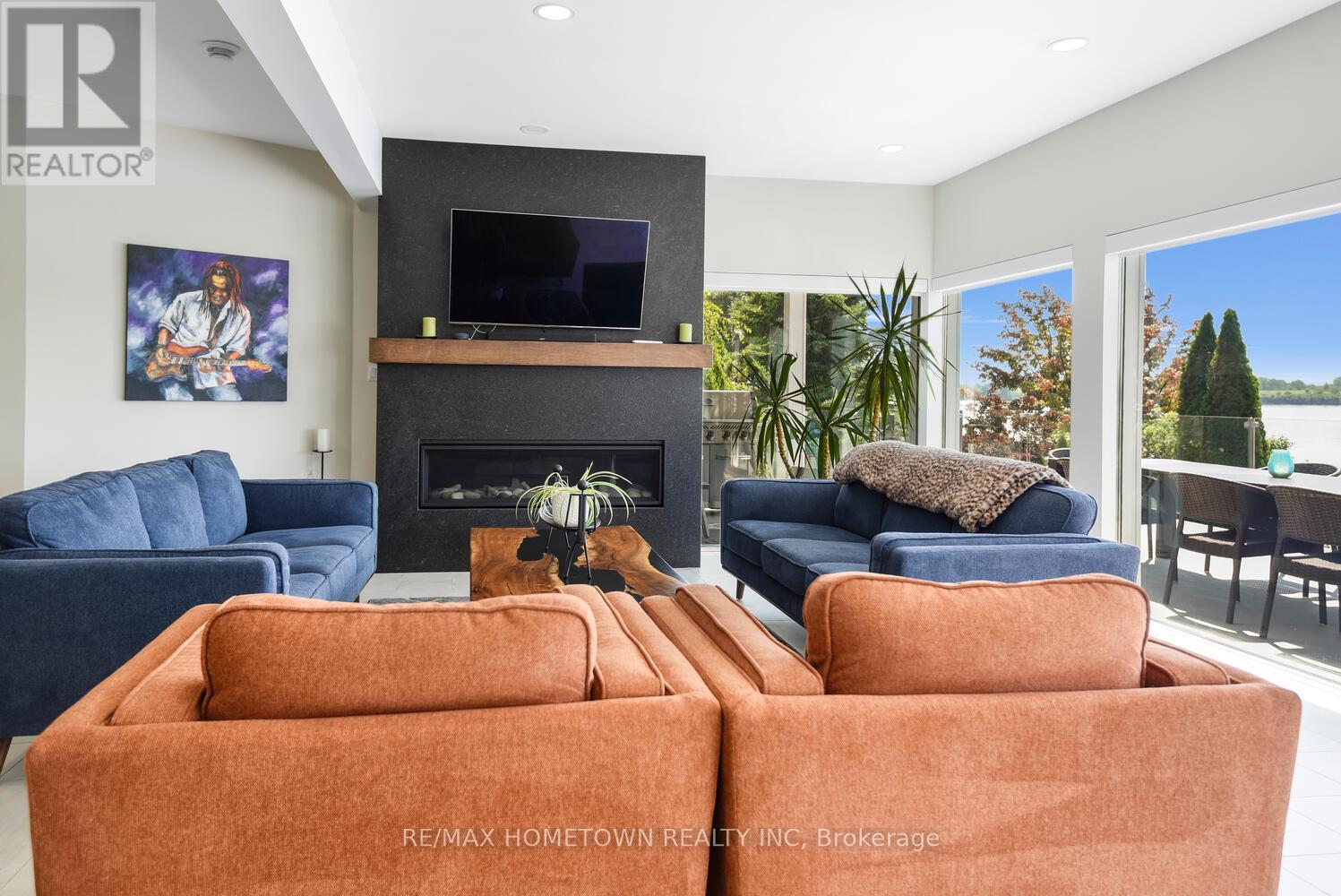 201 Empire Hanna Road E, Edwardsburgh/cardinal, Ontario  K0E 1E0 - Photo 14 - X12447363