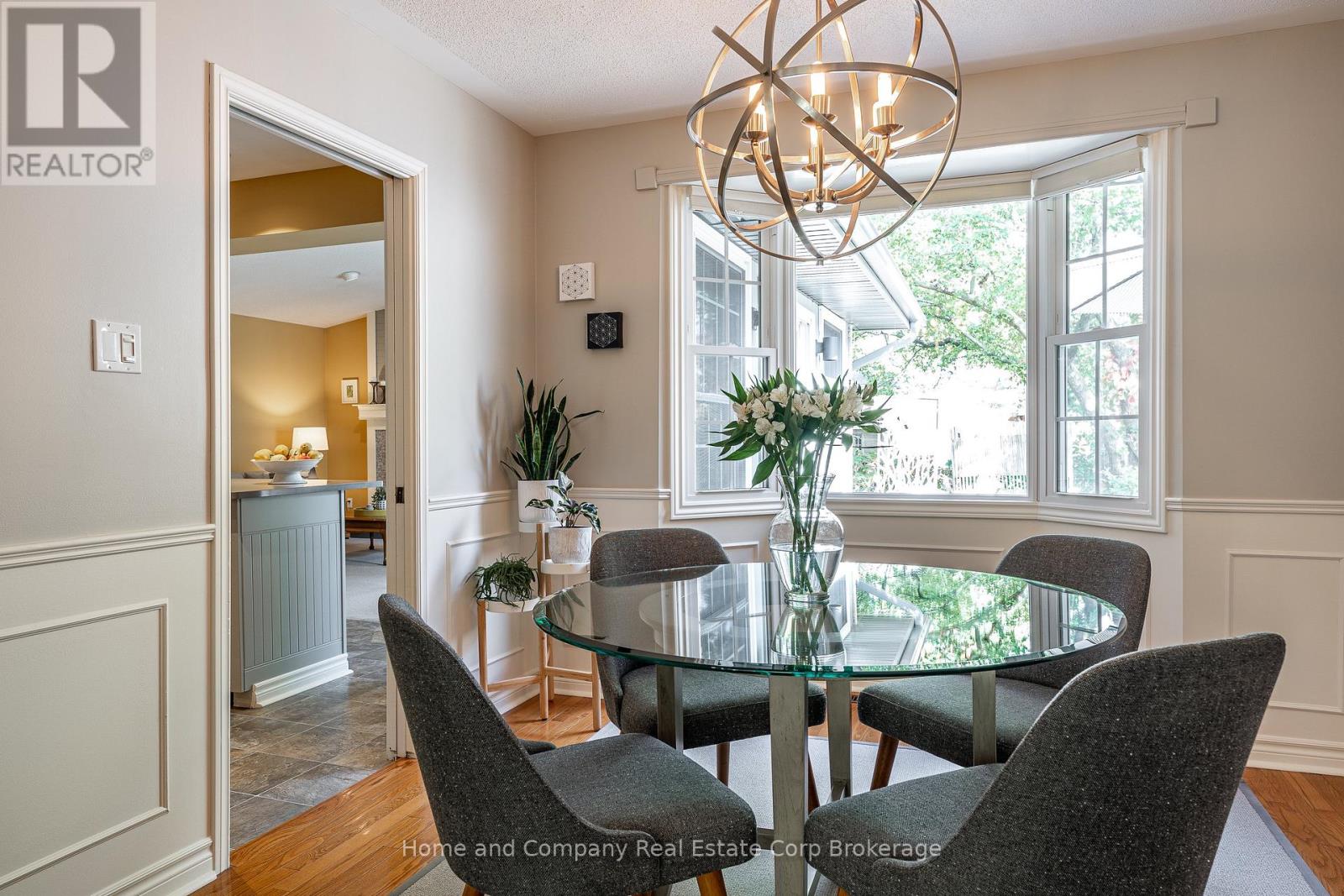 61 Baker Street, Stratford, Ontario  N5A 7A2 - Photo 11 - X12447426