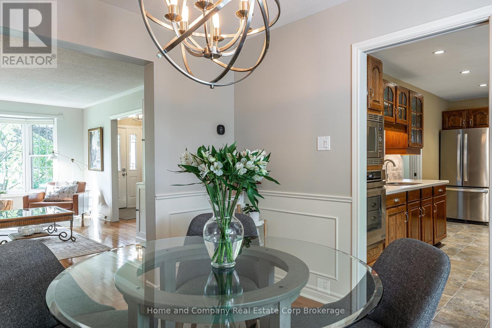 61 Baker Street, Stratford, Ontario  N5A 7A2 - Photo 12 - X12447426